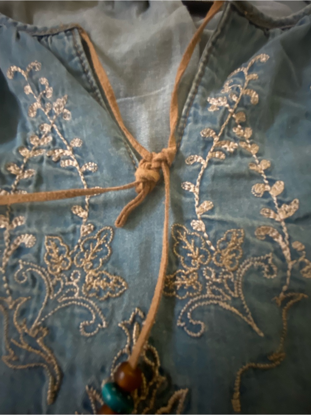 Vintage Sonoma Chambray Blue Embroidered Peasant Blouse Size Large - Picture 14 of 14